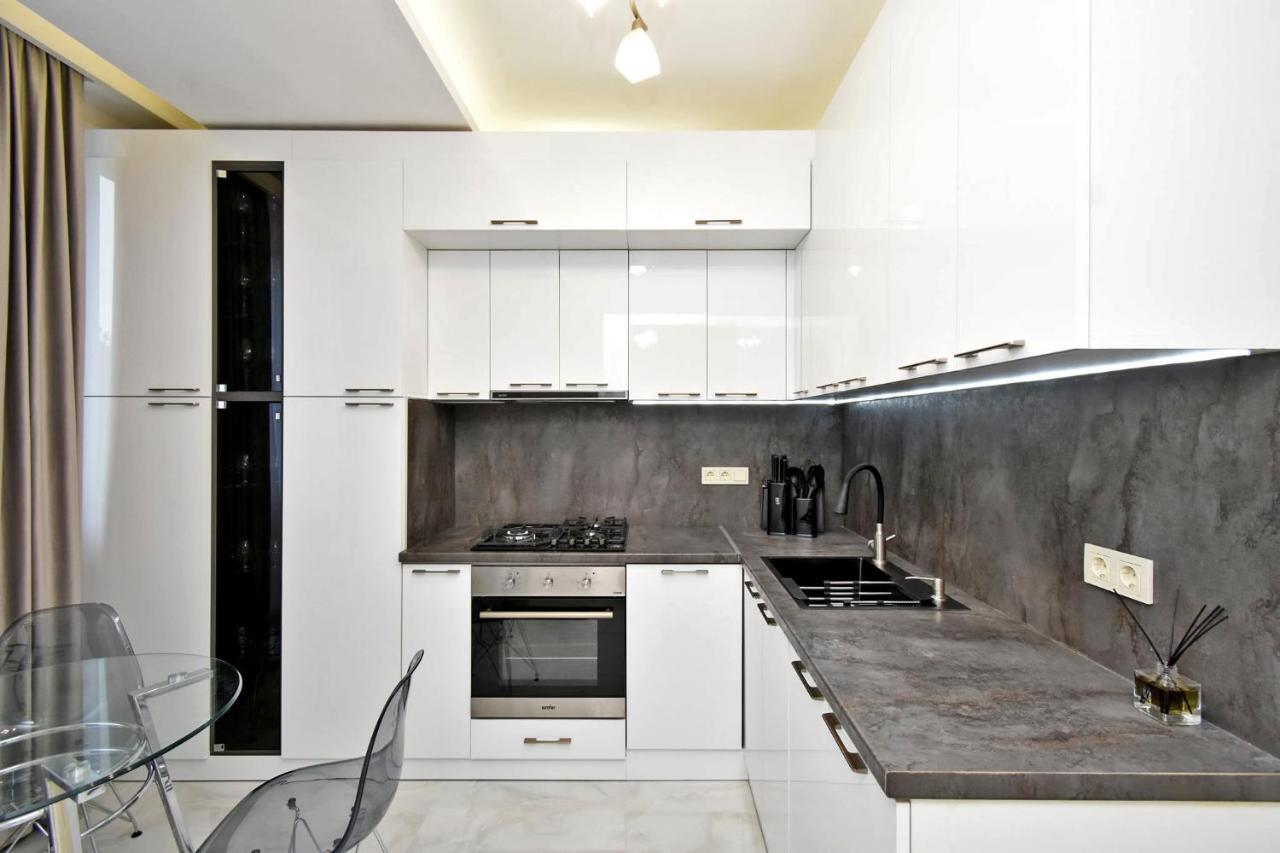 Apart House In Centr Koghbaci Strit Yerevan Ngoại thất bức ảnh