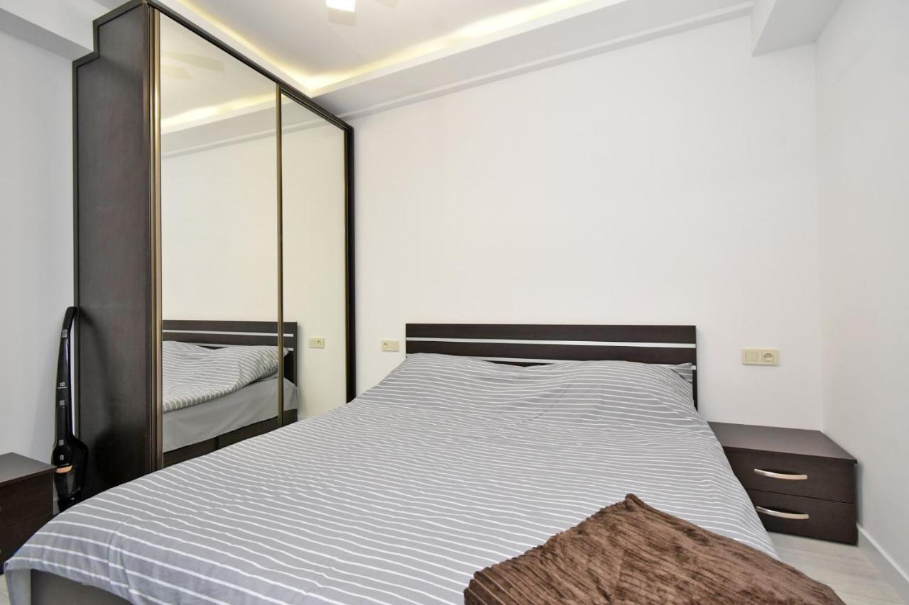 Apart House In Centr Koghbaci Strit Yerevan Ngoại thất bức ảnh